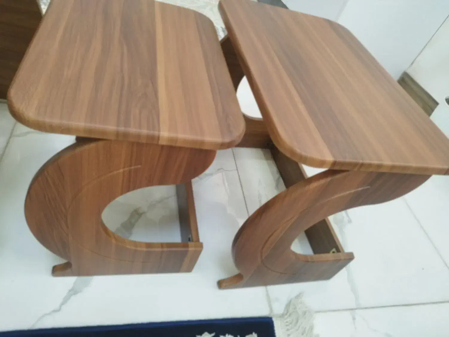 جلو مبلی و میز عسلی|مبلمان خانگی و میز عسلی|لاهیجان, طالقانی|دیوار