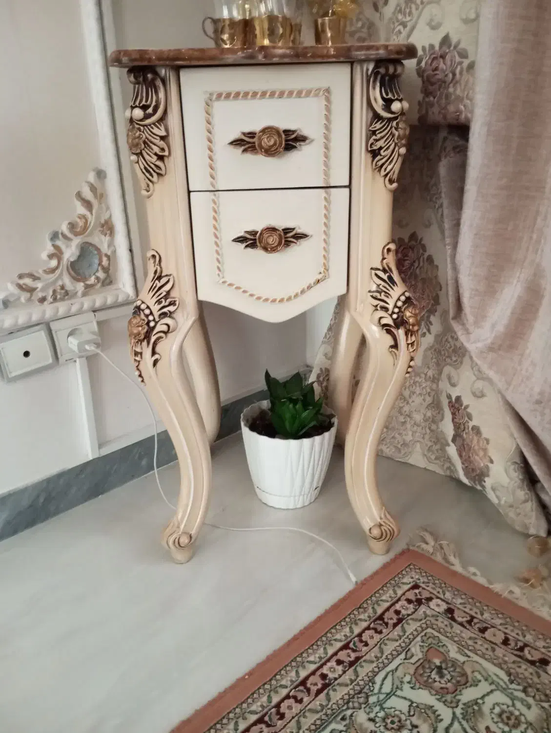 میز|میز تلفن|اردبیل, |دیوار