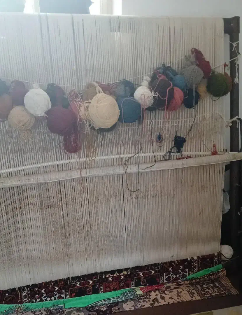 فروشی به علت مشکلات|فرش|شهرکرد, |دیوار