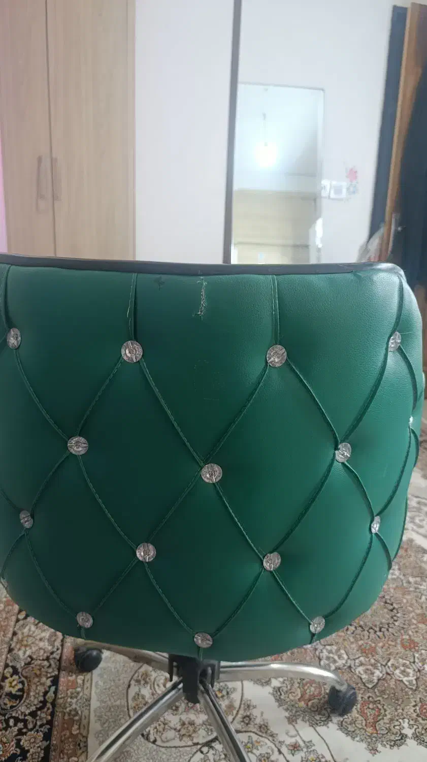 صندلی جک دار|آرایشگاه و سالن‌های زیبایی|مشکین‌دشت, |دیوار