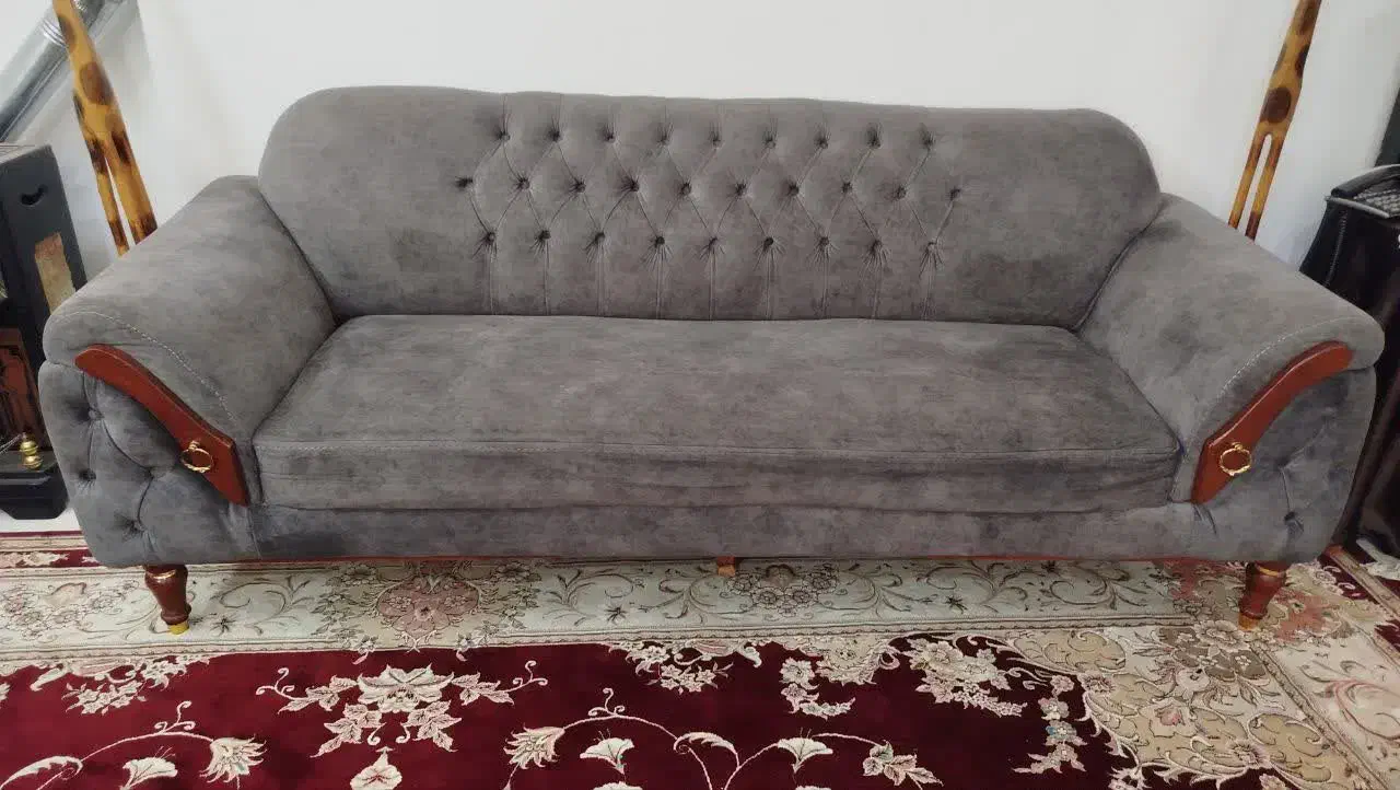 مبل چستر|مبلمان خانگی و میز عسلی|کاشان, گبرها|دیوار