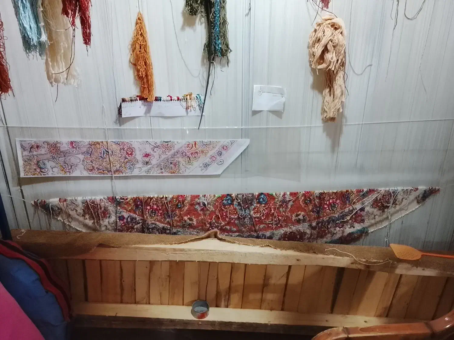 فرش نصفه دوخته شده|فرش|آذرشهر, |دیوار