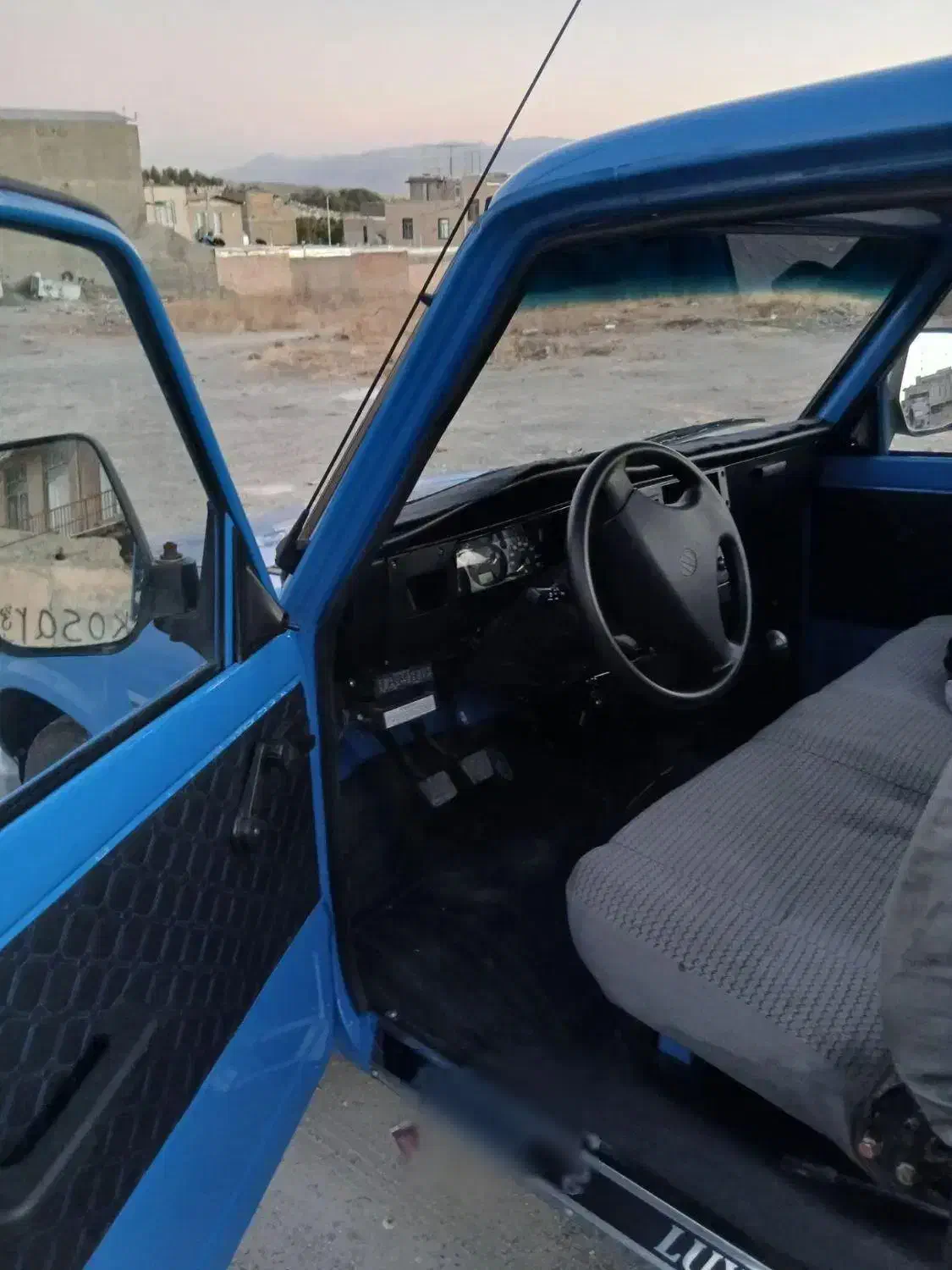 وانت نیسان 1401|خودرو سواری و وانت|کامیاران, |دیوار