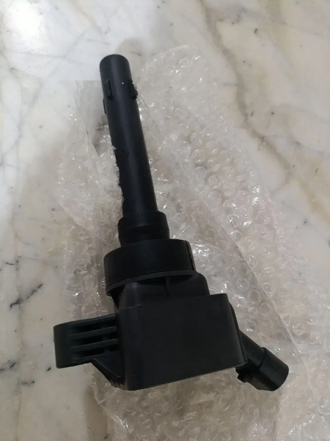 یک عدد کویل اریزو 5.تیگو7|قطعات یدکی و لوازم جانبی|فریمان, |دیوار