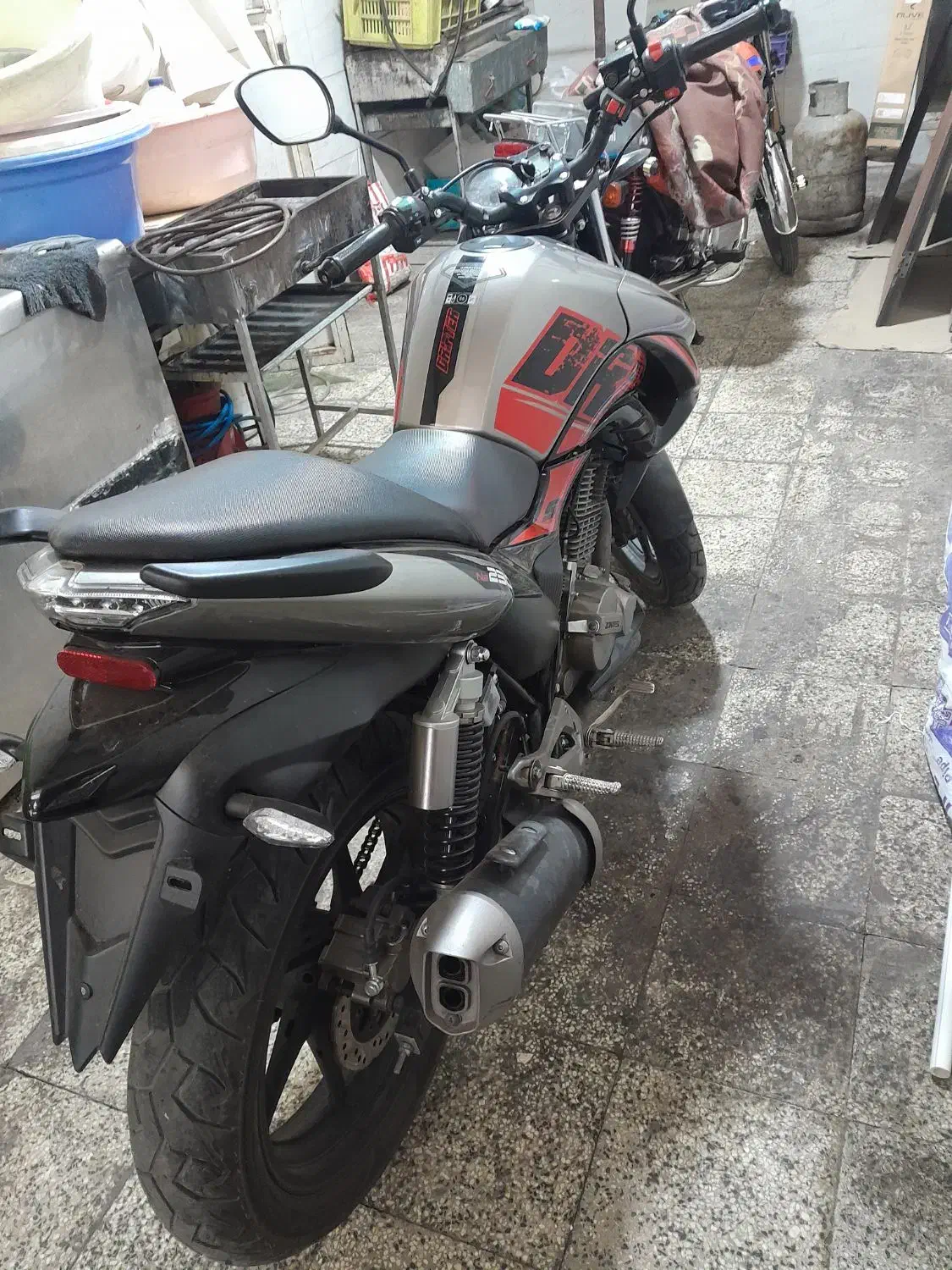 زونتسN230|موتورسیکلت|اقبالیه, |دیوار