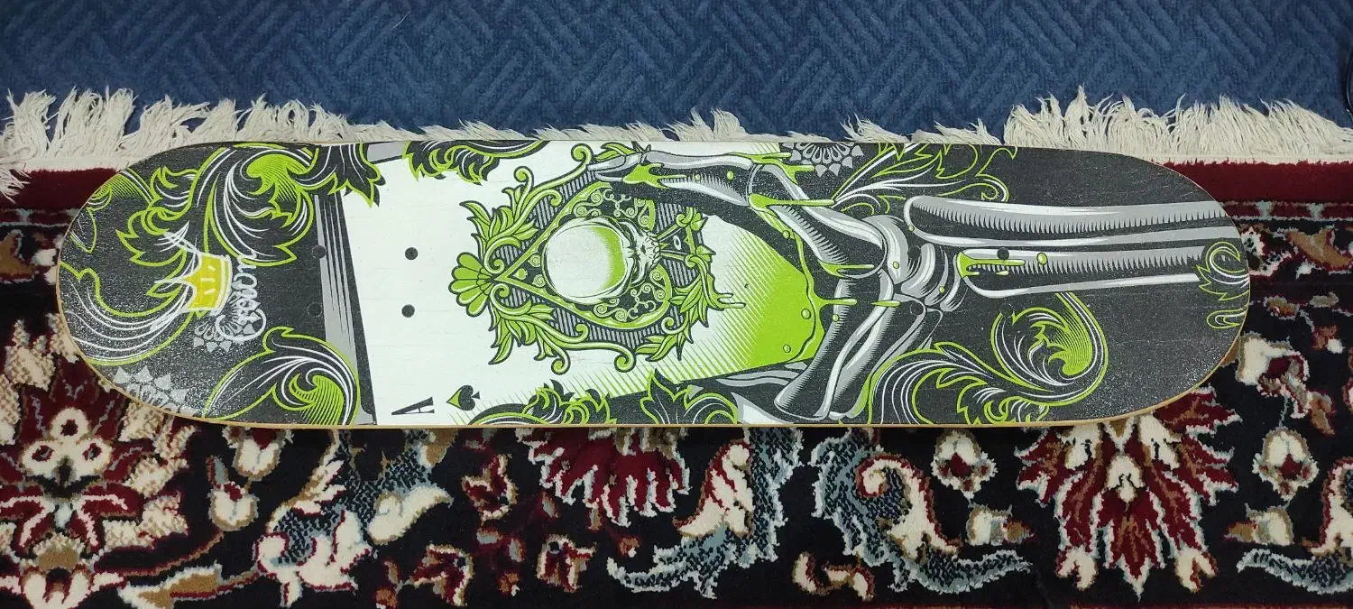 اسکیت برد اسکلتی با کلاه ایمنی همراه با بگ توری|دوچرخه، اسکیت، اسکوتر|بوشهر, |دیوار