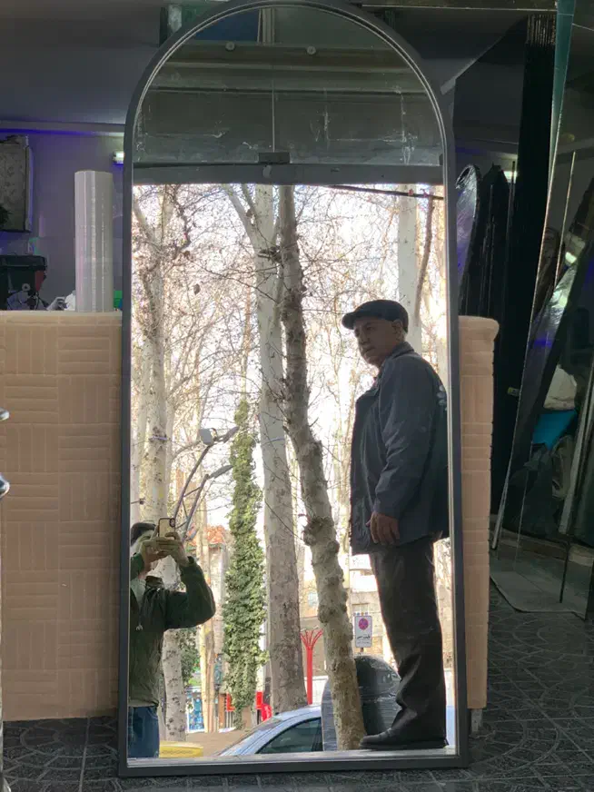 اینه با قاب|آینه|شهریار, شهریار|دیوار