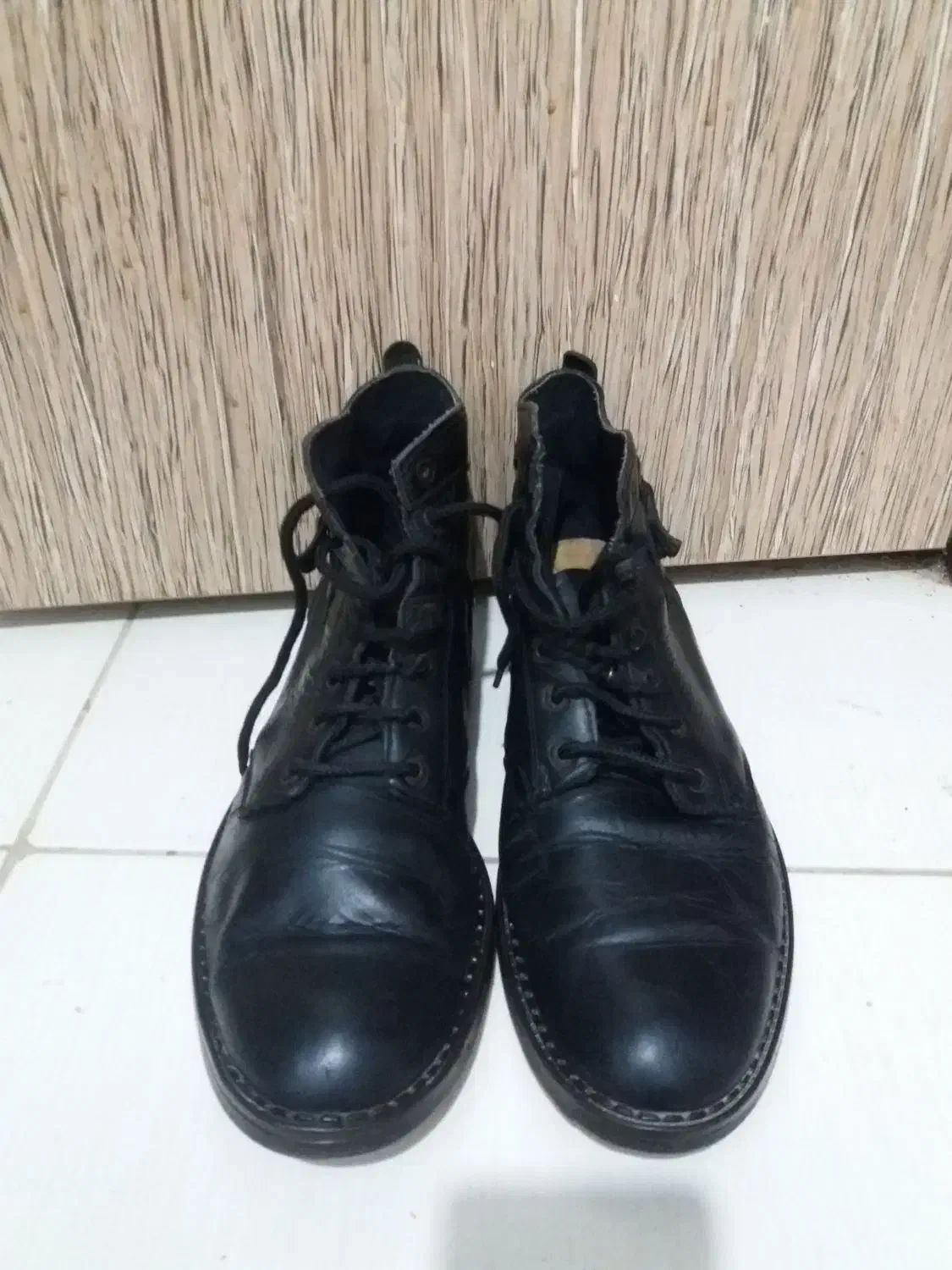 بت مردونه چرم برند VERSACH|کیف، کفش، کمربند|رشت, آزادگان|دیوار