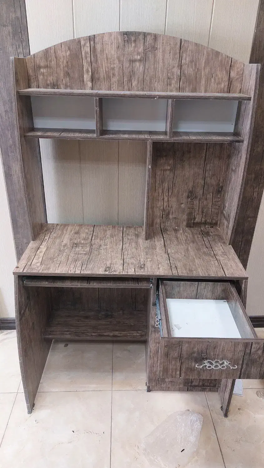 میز تحریر کشو و کمد دار|میز تحریر و کامپیوتر|یزد, |دیوار