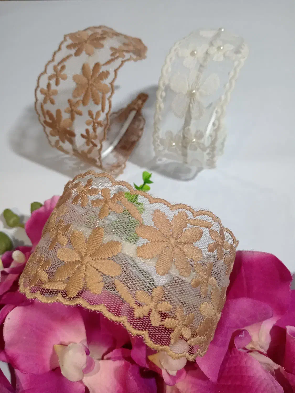 تل گیپوری باندانا|بدلیجات|گلبهار, شهر جدید گلبهار|دیوار