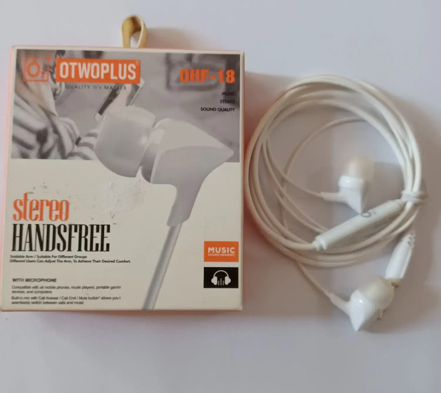 هندزفری بی سیم وسیم دار|لوازم جانبی موبایل و تبلت|نیشابور, خط کاشمر|دیوار