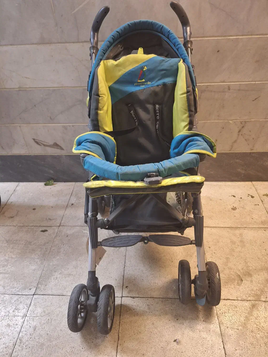 کالسکه و کریر مارک پیرکاردین|کالسکه و لوازم جانبی|تهران, استاد معین|دیوار