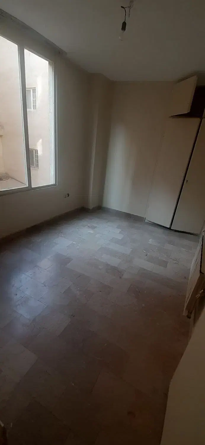 120متر دو خواب/پروانه/تخلیه/دو کله نور/بازسازی شده