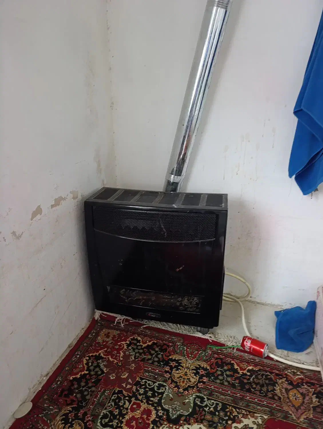 بخاری و فرش فوری فروشی|فرش|رشت, لاکان|دیوار