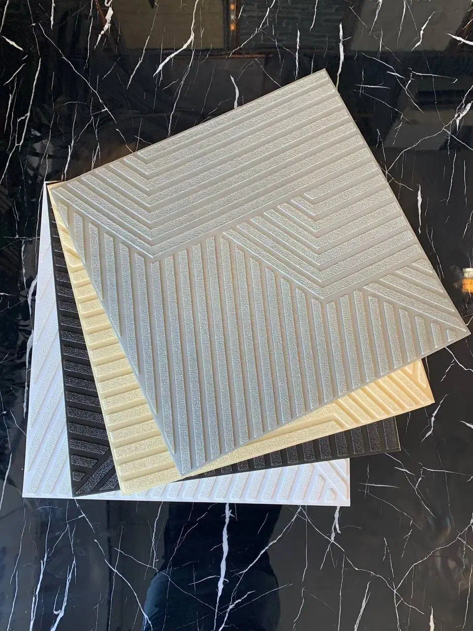 دیوار خونه ام نم زده بود / پنل فومی زدم|مصالح و تجهیزات ساختمان|رشت, کوی حسینی|دیوار