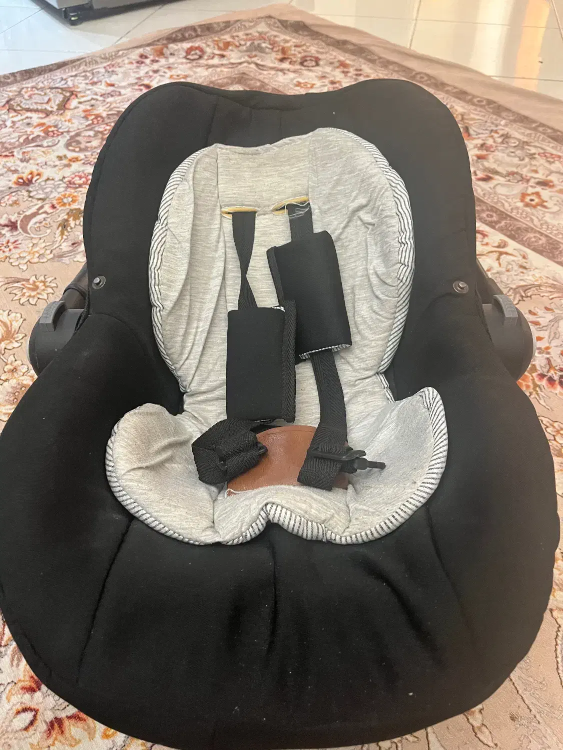 کریر مشکی|کالسکه و لوازم جانبی|تهران, جیحون|دیوار