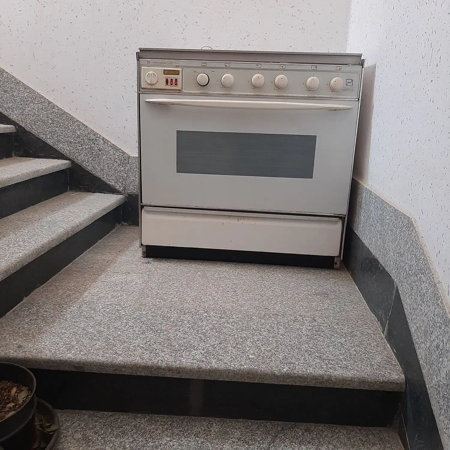 یخچال فریزر و فرز گاز ۵ شعله|اجاق گاز و لوازم برقی پخت‌وپز|صدرا-فارس, فاز ۱|دیوار