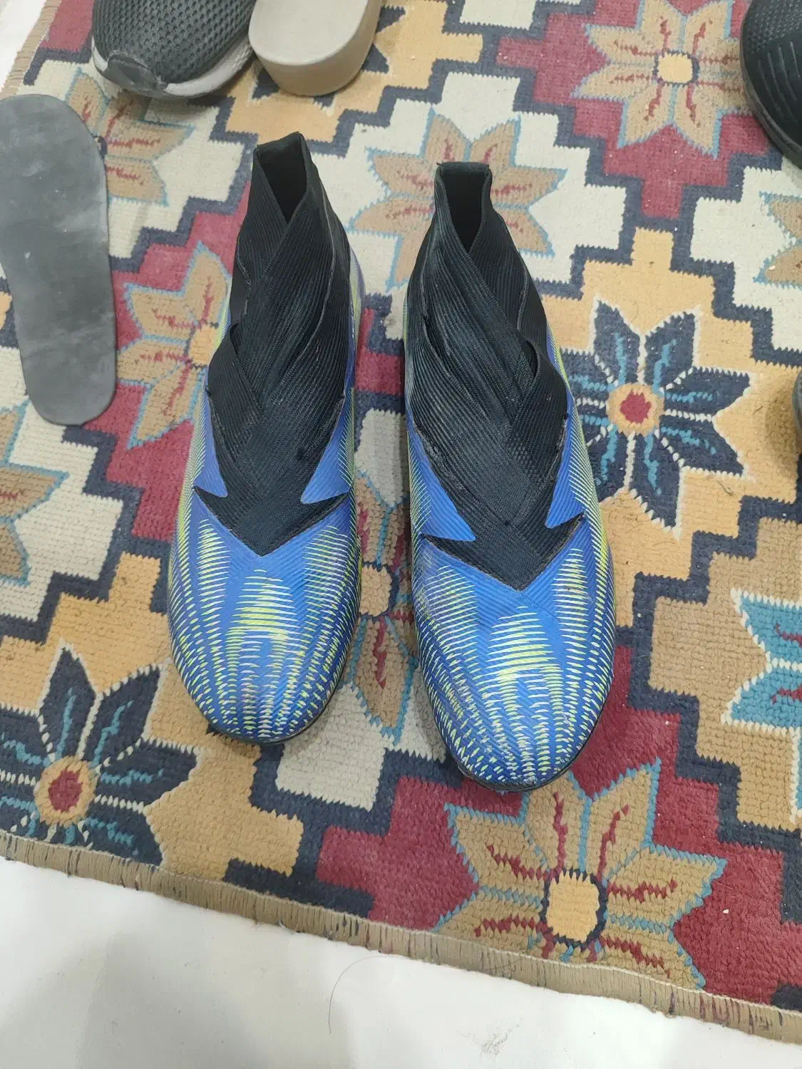 کفش چمن|کیف، کفش، کمربند|دهدشت, |دیوار