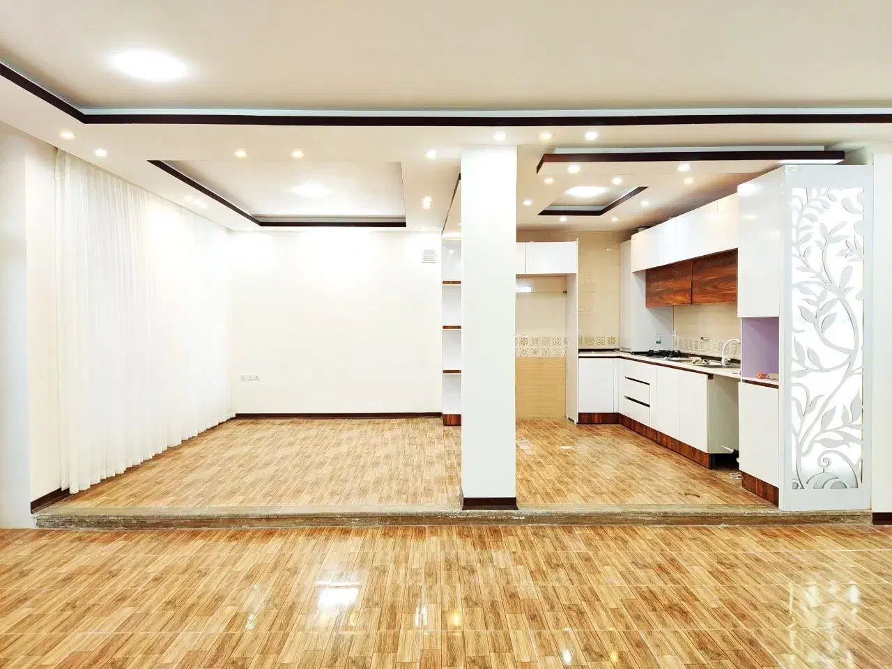 منزل نوساز و شیک با پارکینگ|فروش خانه و ویلا|شهرضا, |دیوار