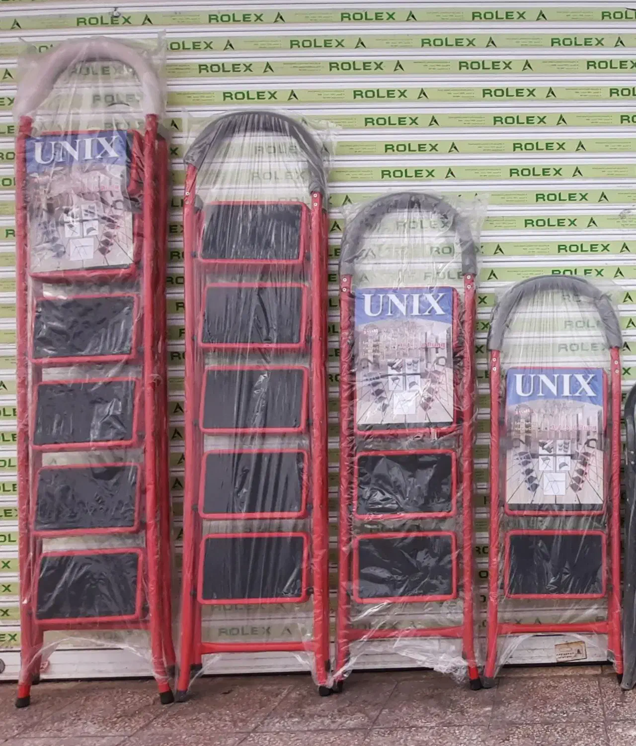 نردبان نبردبان خانگی پله پهن مقاوم یونیکس|ابزارآلات|تهران, شاهین|دیوار