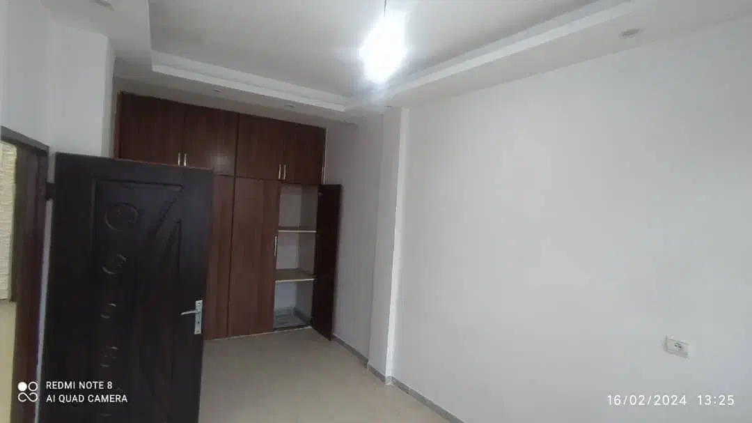 فروش واحد ۷۰متری در مرکز شهر|فروش آپارتمان|لاهیجان, پردسر|دیوار