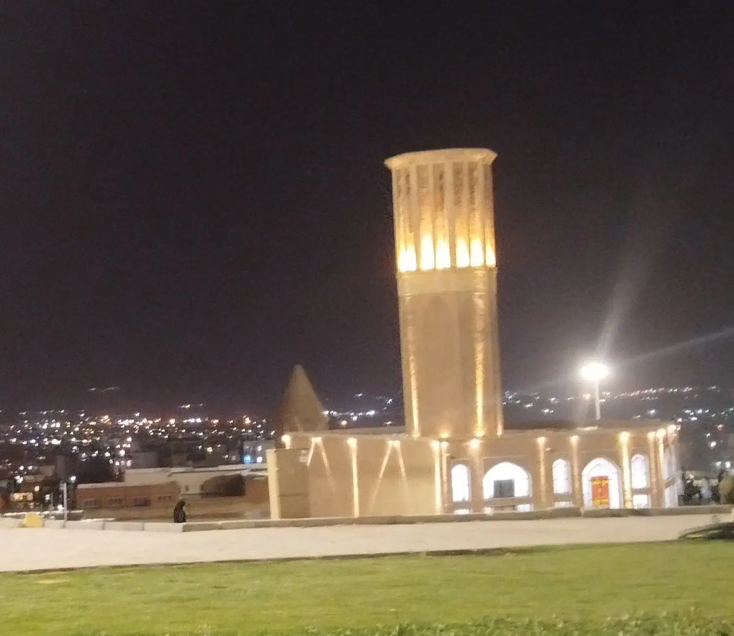 برقکارماهرتضمینی ساختمان نصب تعمیرات عیبیابی فوری|خدمات پیشه و مهارت|تهران, افسریه شمالی|دیوار