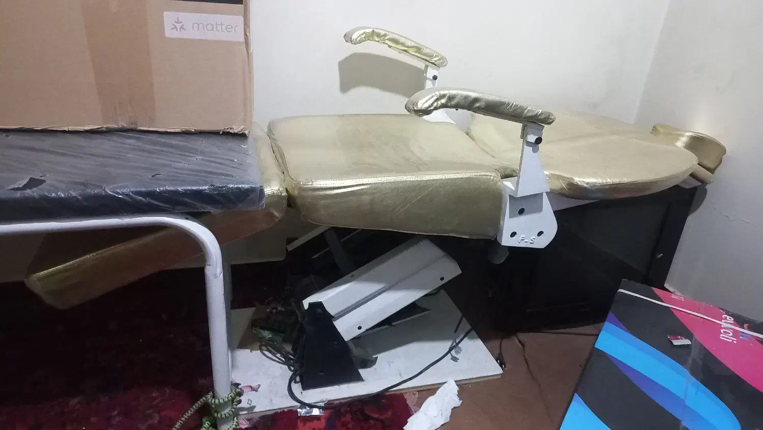 صندلی برقی تخت شو|آرایشگاه و سالن‌های زیبایی|اهواز, شهرک نفت|دیوار