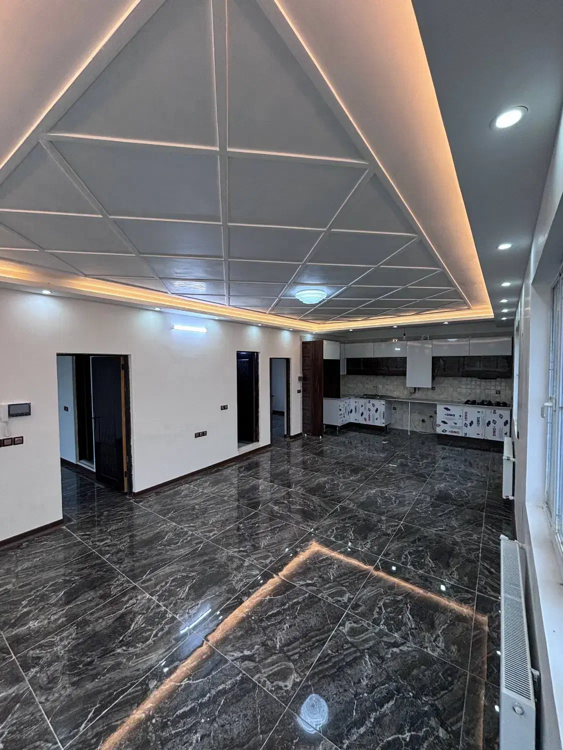 ویلا نوساز و شیــک با مــتریال عالــی 200متر|فروش خانه و ویلا|چاف و چمخاله, |دیوار