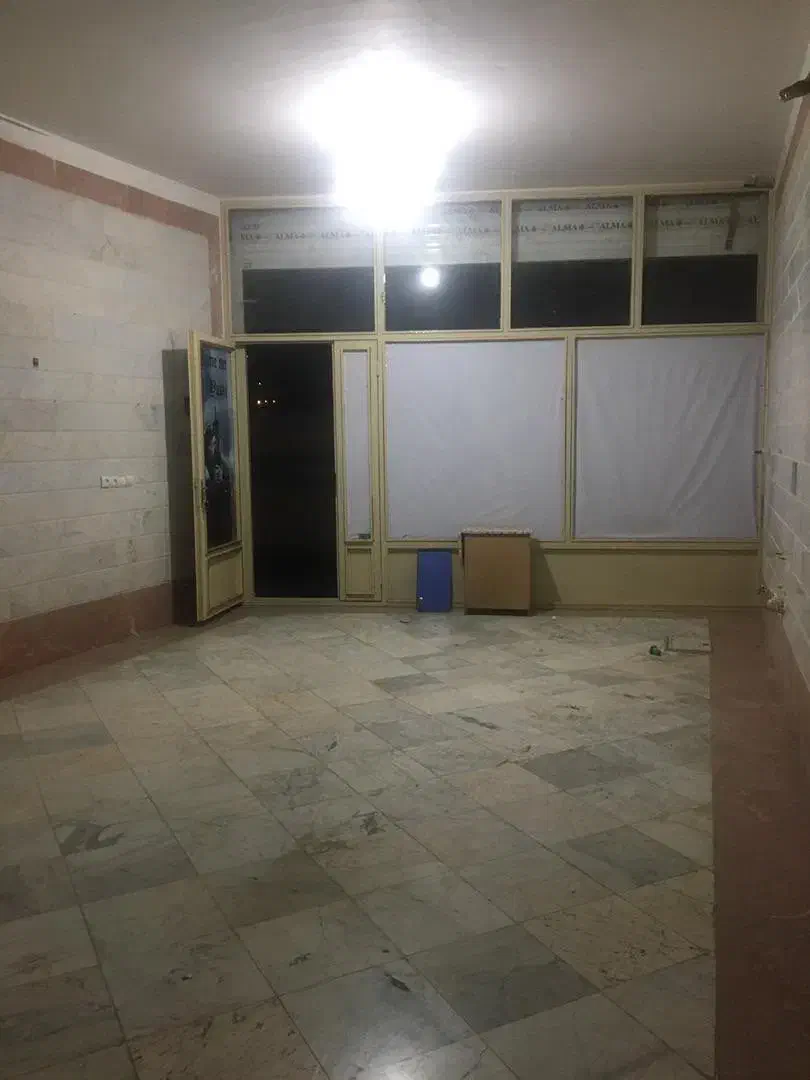 مغازه|اجارهٔ مغازه و غرفه|رودهن, |دیوار