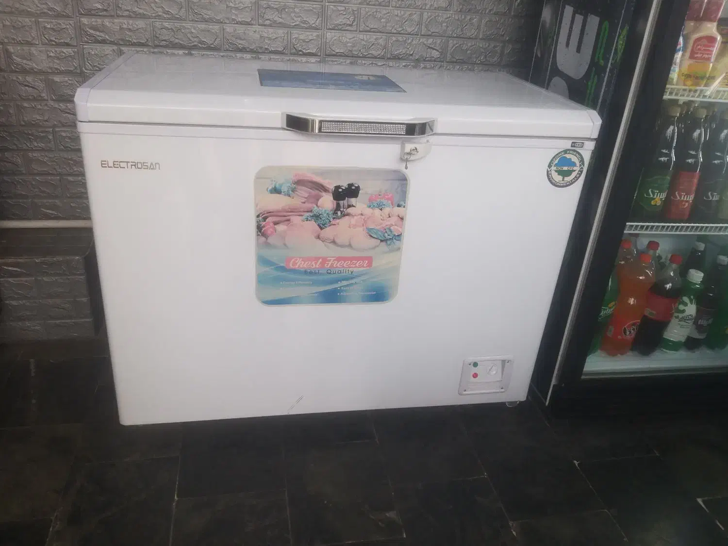 فریزر صندوقی الکتروسان ۳۲۰ لیتری طول ۱۱۰cm|یخچال و فریزر|ساری, |دیوار