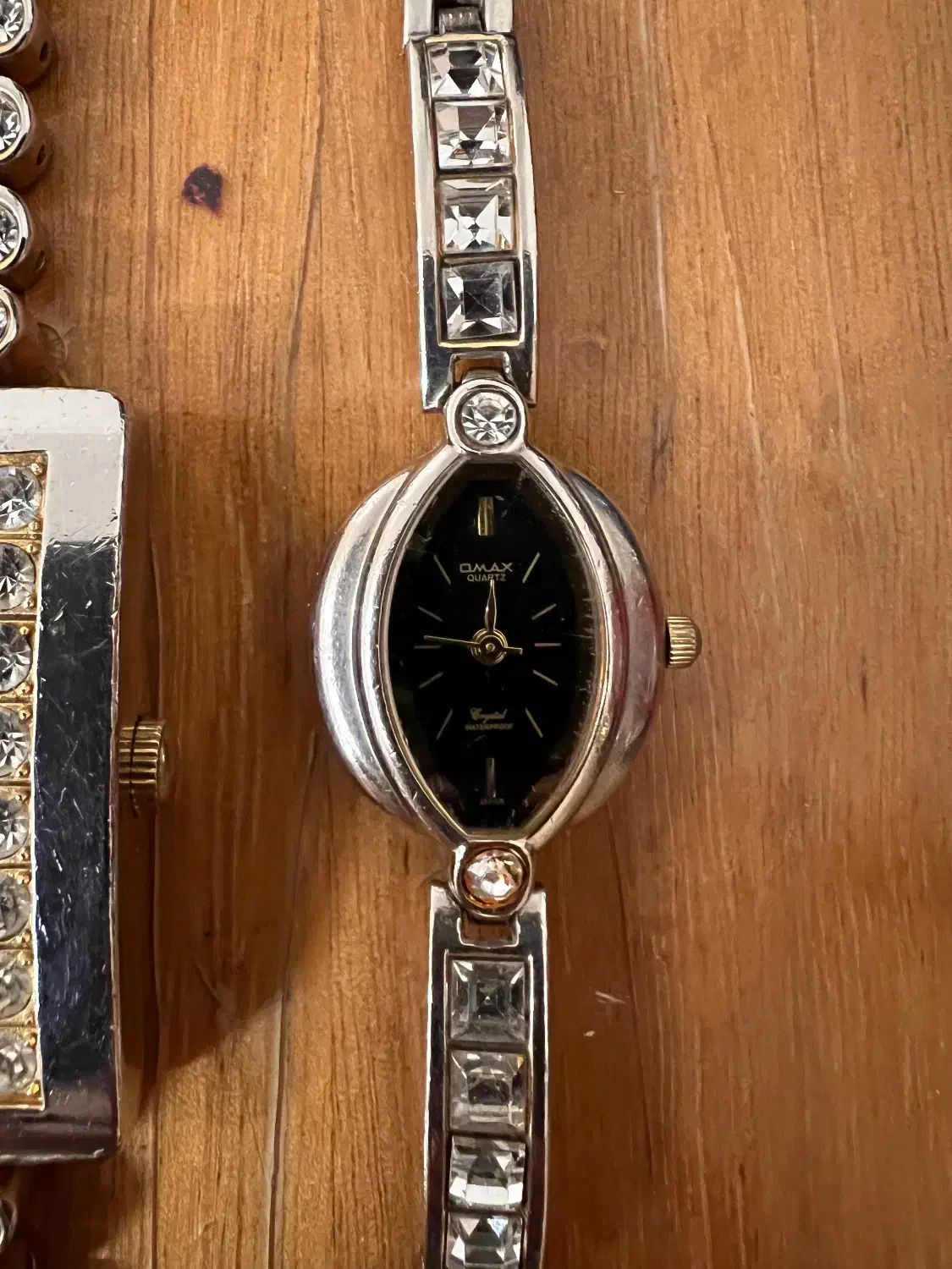 ساعت مچی قدیمی omax|ساعت|مشهد, دانشجو|دیوار