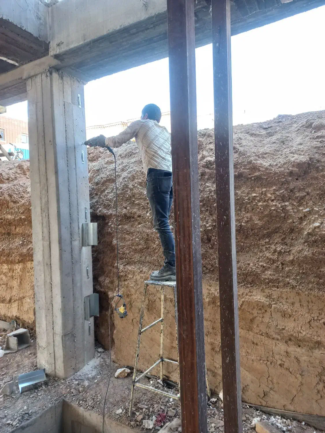 فروش و نصب والپست ،گیره و قلاب|خدمات پیشه و مهارت|شهرضا, |دیوار