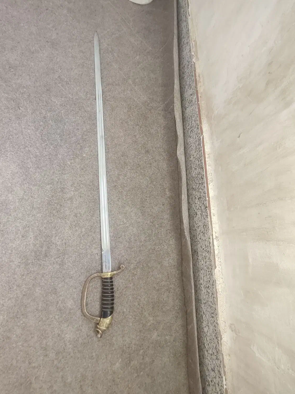 شمشیرسان پهلوی|کلکسیون اشیاء عتیقه|دورود, |دیوار