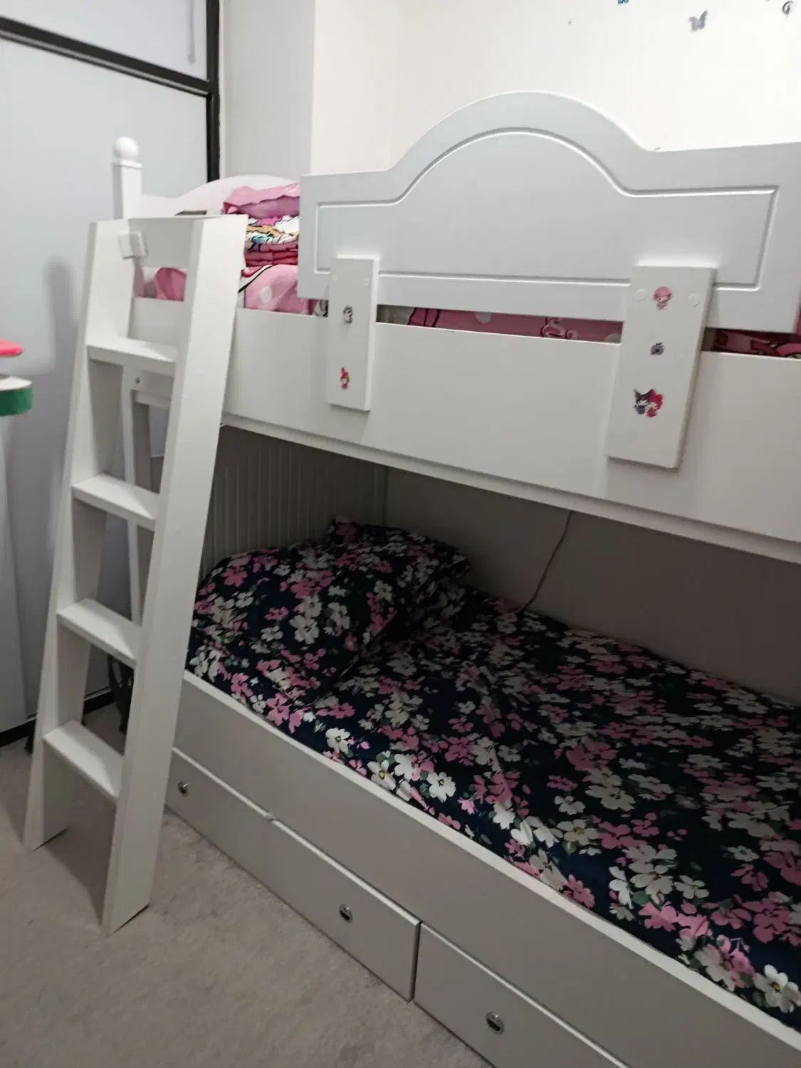 تخت خواب دوطبقه|تخت و سرویس خواب|مشکین‌دشت, |دیوار