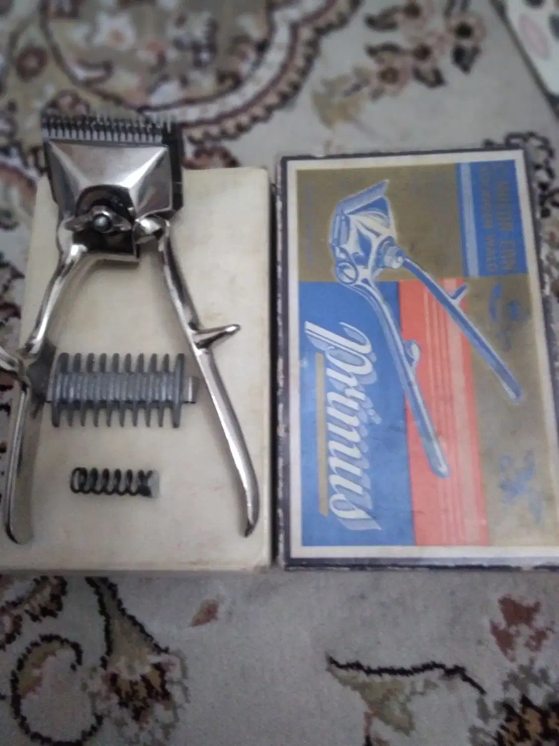 ماشین اصلاح مو قدیمی اصل آلمان|کلکسیون اشیاء عتیقه|اندیشه, اندیشه فاز ۳|دیوار