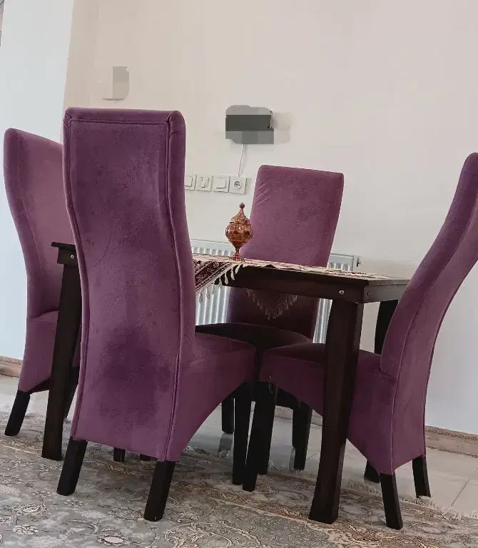 میز ناهارخوری ۴ نفره|میز و صندلی غذاخوری|لاهیجان, کوی زمانی|دیوار