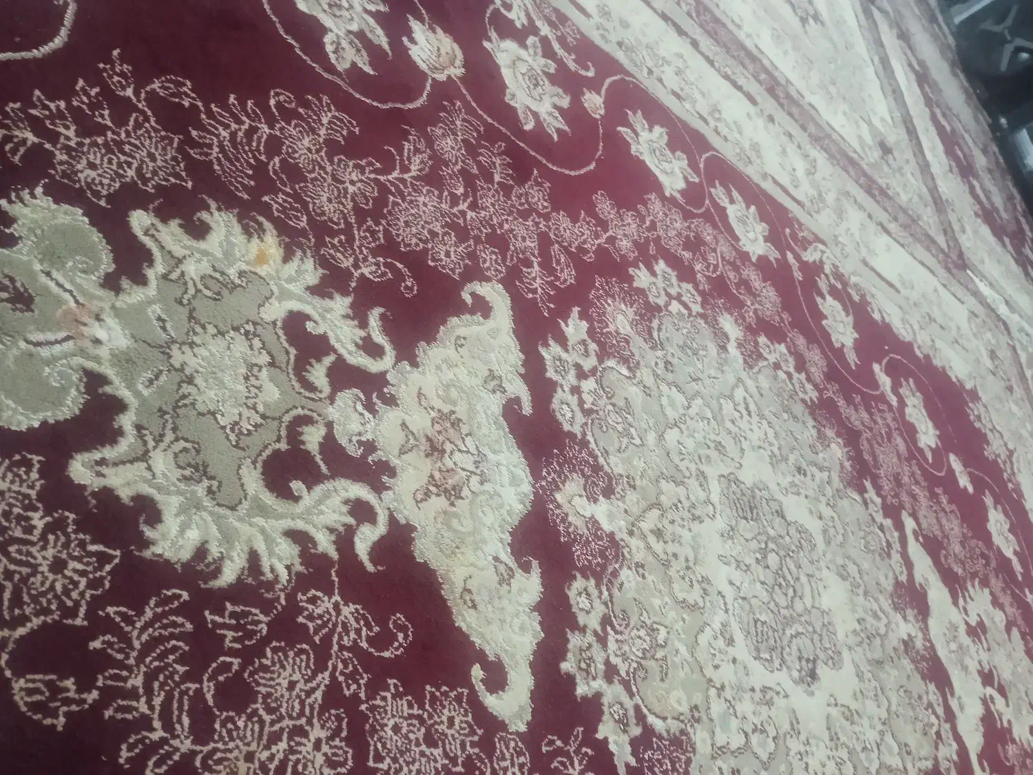 سه تا فرش زرشکی|فرش|وحیدیه, |دیوار