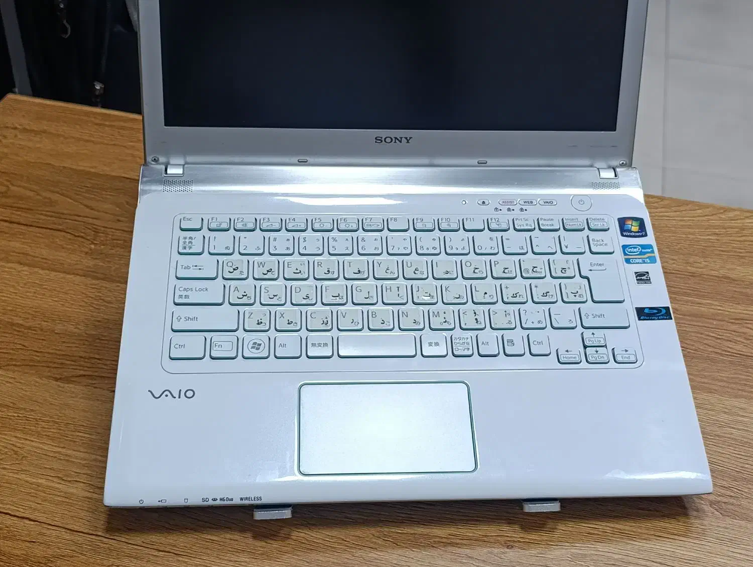 لپ تاپ sony vaio با رنگ خاص صدفی|رایانه همراه|مشهد, کوثر|دیوار