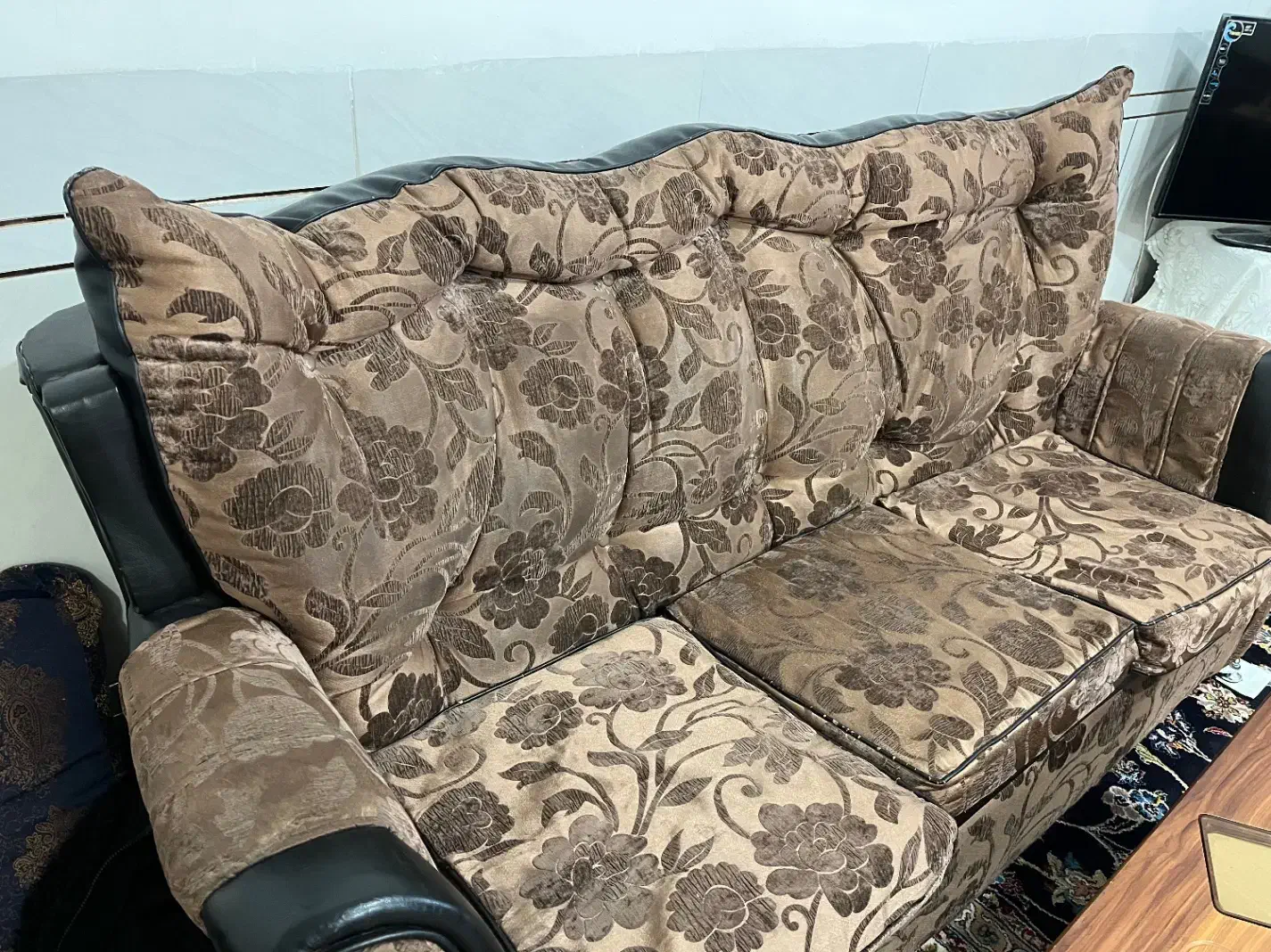 مبل ۷نفره|مبلمان خانگی و میز عسلی|تیران, |دیوار