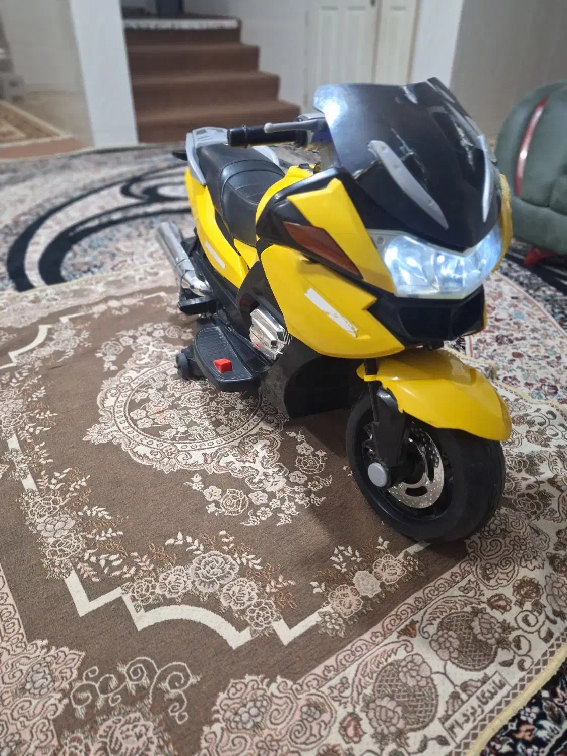 موتورشارژی|اسباببازی بچه|اردکان, |دیوار