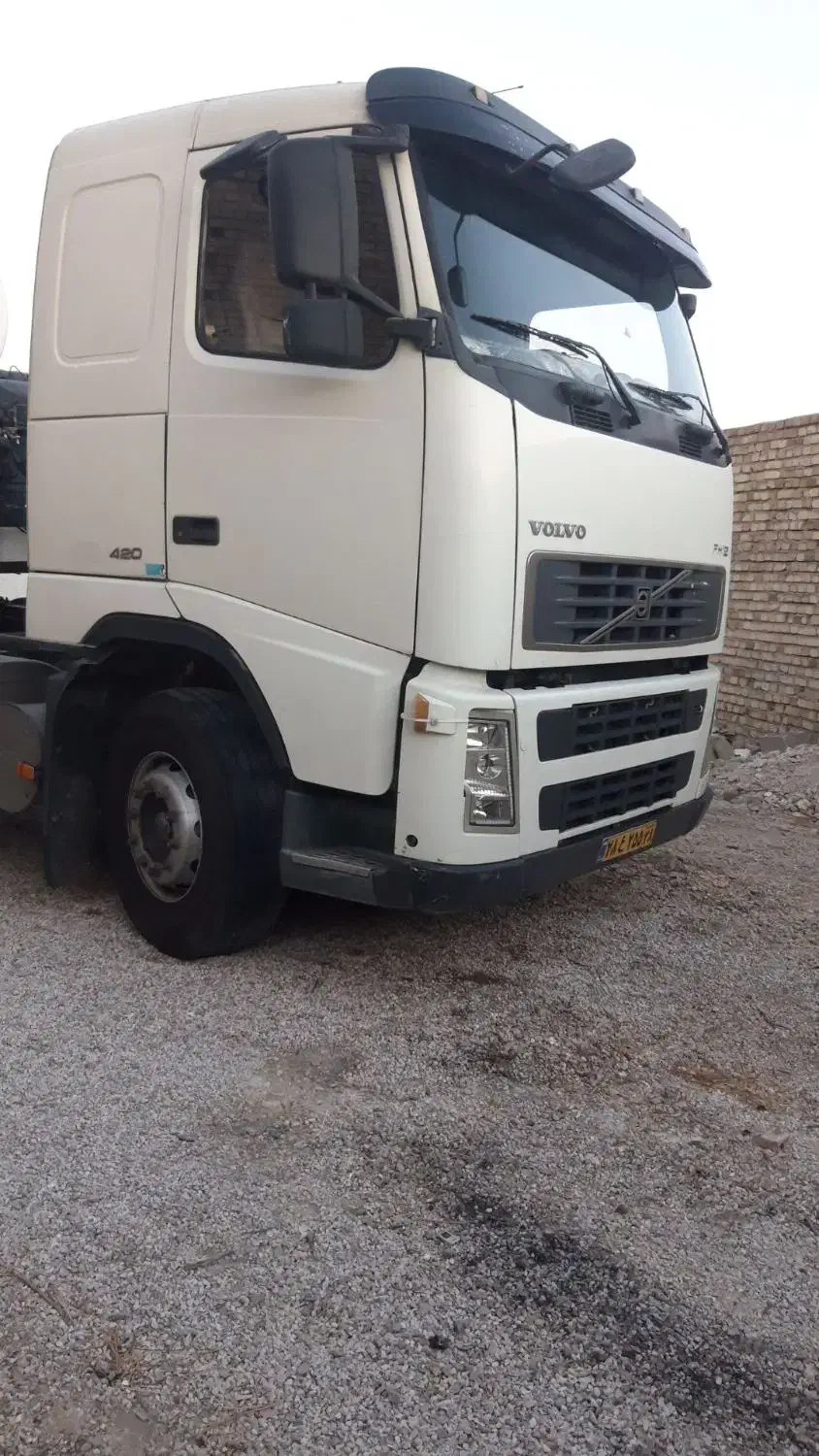 کشنده ولوو اف اچ مدل ۸۴|خودرو سنگین|فامنین, |دیوار