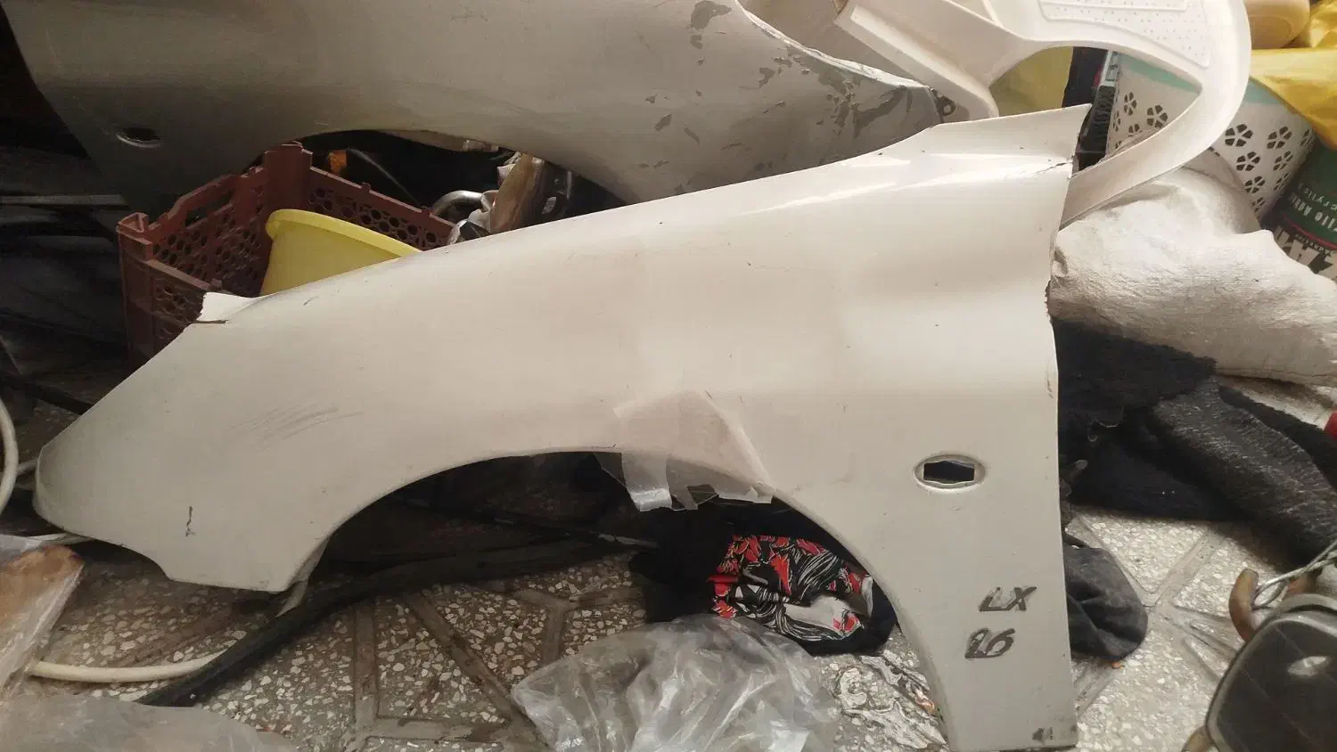 دوتا گلگیر چپ و راست ۲۰۶ و چراغ جلو پارس|قطعات یدکی و لوازم جانبی|شاهرود, |دیوار