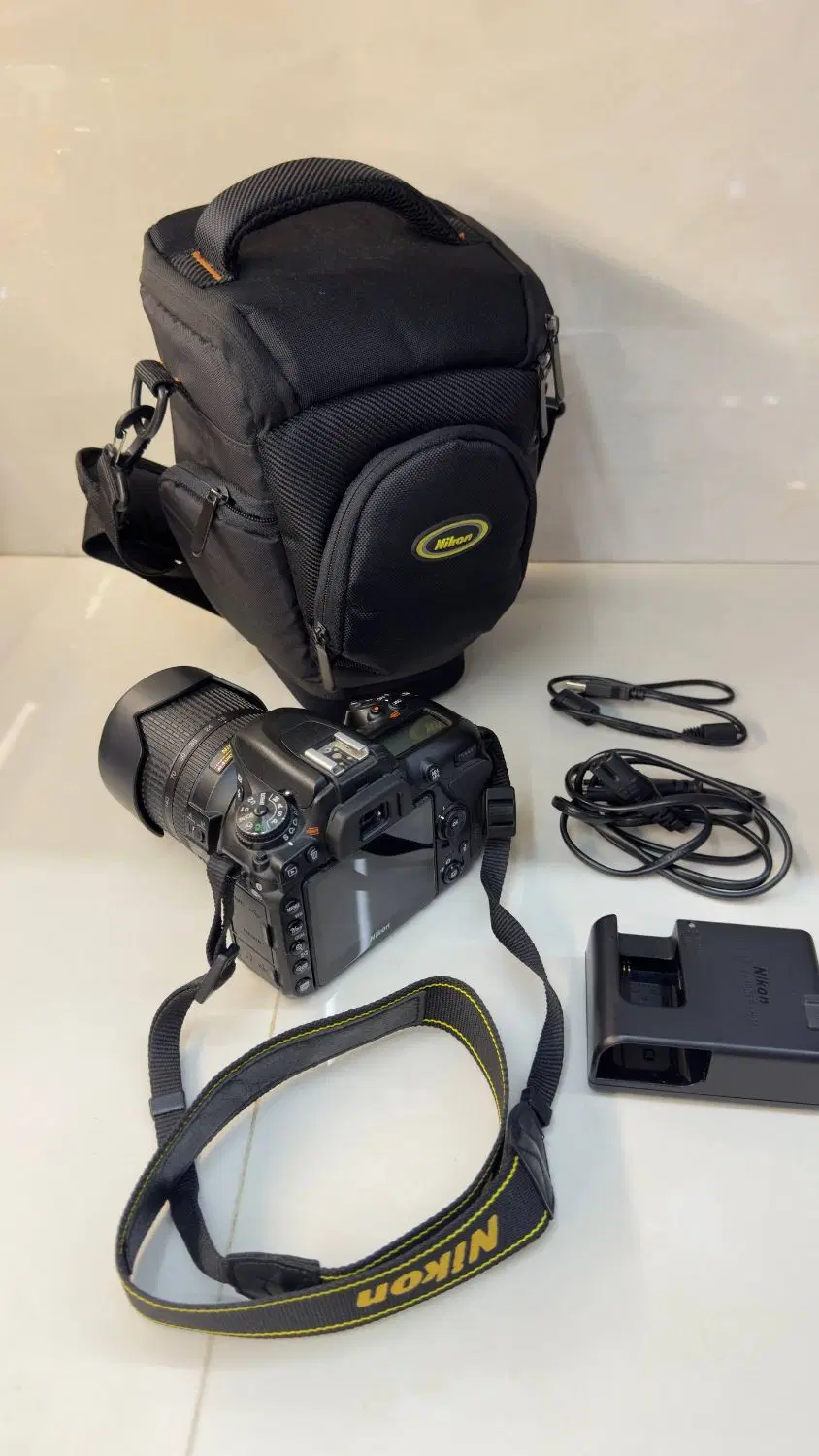 دوربین Nikon D7500 به همراه لنز 18-140|دوربین عکاسی و فیلمبرداری|اصفهان, آبشار|دیوار