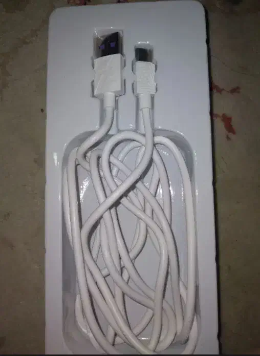 کایل شارژ و قاب گوشی|لوازم جانبی موبایل و تبلت|پاکدشت, پارچین|دیوار