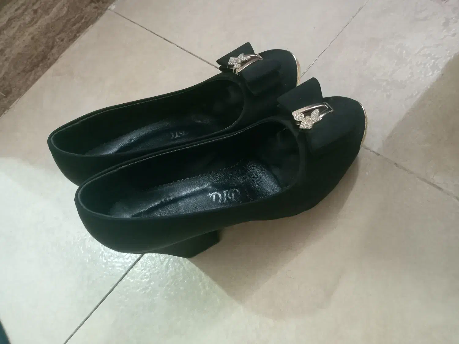 کفش مجلسی|کیف، کفش، کمربند|خرمآباد, |دیوار