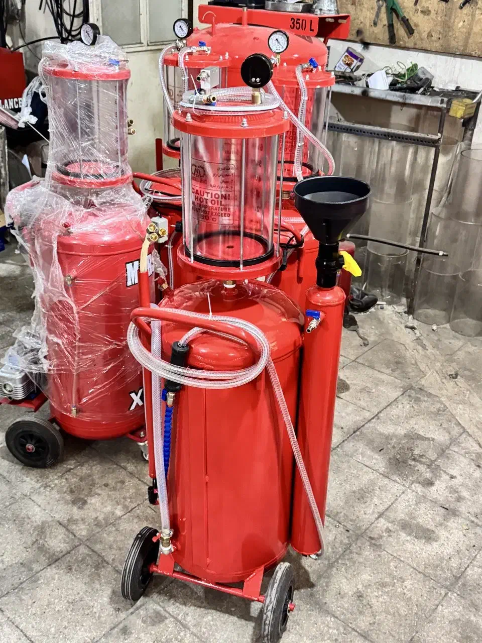 ساکشنروغن موتور.واسکازین زن دار.ساکشن بادی برقی|ماشینآلات صنعتی|تهران, مسعودیه|دیوار