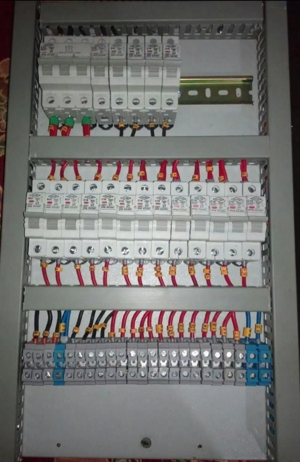 برقکاری ساختمان|خدمات پیشه و مهارت|اقبالیه, |دیوار