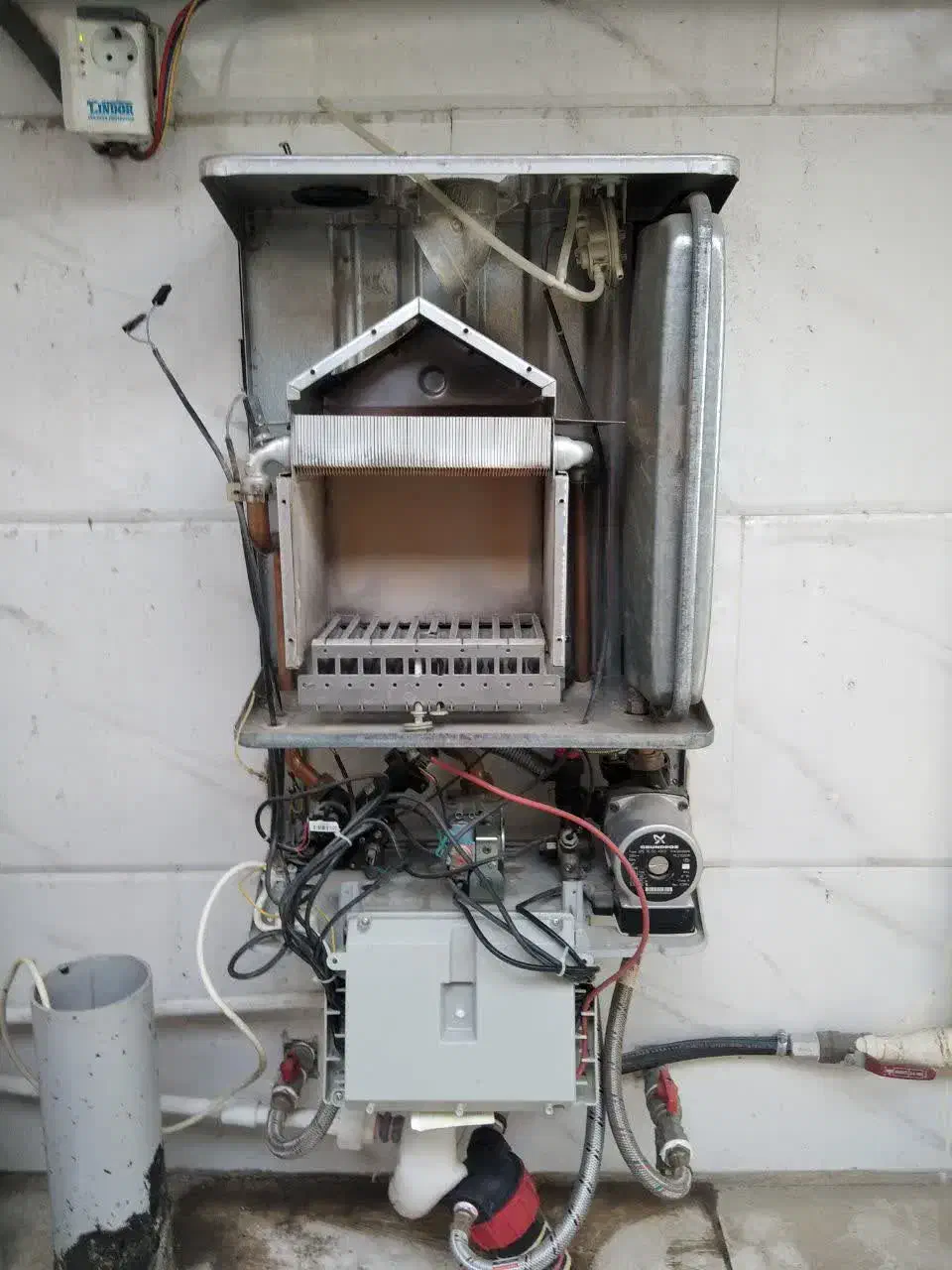 تعمیر تخصصی پکیج|آبگرمکن، پکیج، شوفاژ|خرم‌آباد, |دیوار