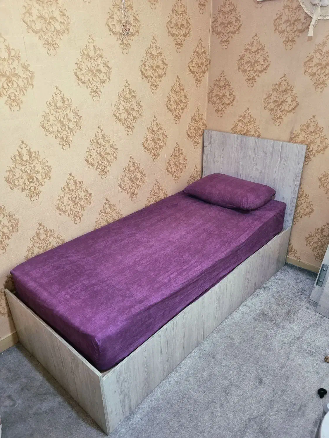 تخت یک نفره بدون تشک|تخت و سرویس خواب|فردیس, فردیس|دیوار