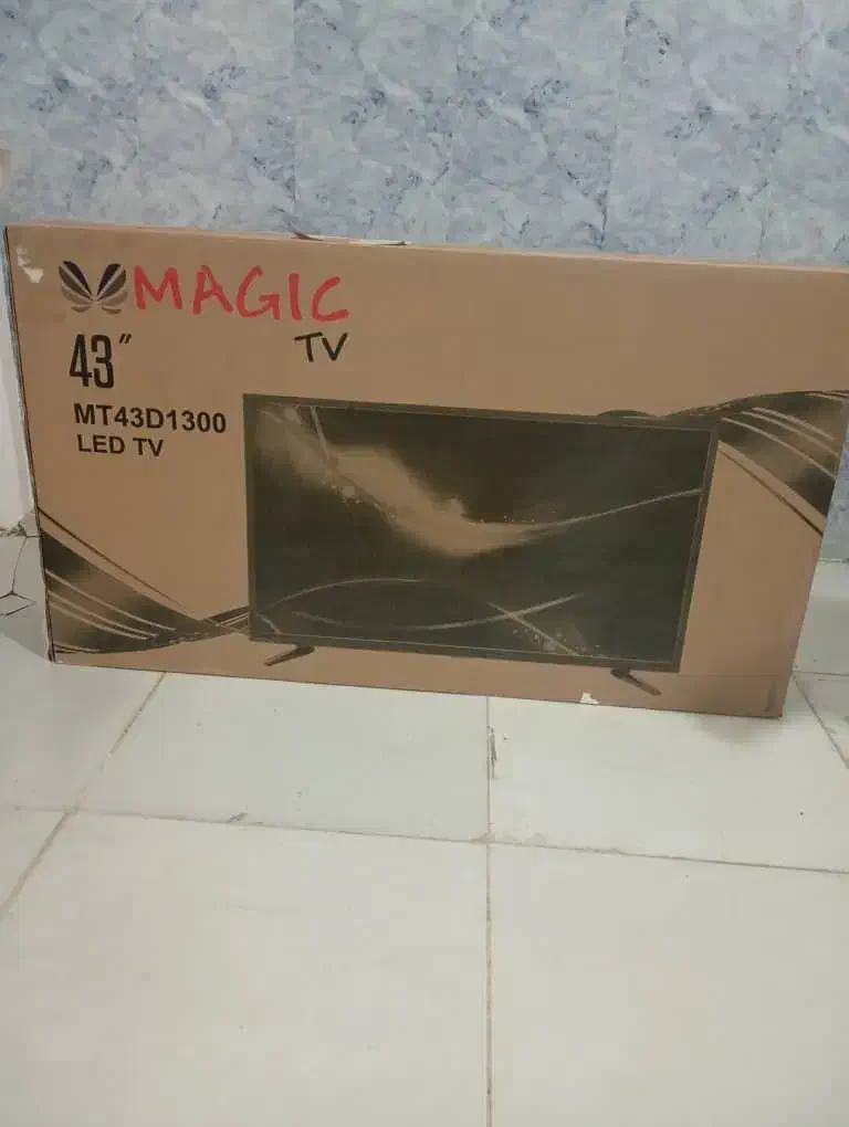 تلوزیون مجیک ۴۳اکبندهنوزگارنتی وکارتون بازنشده|تلویزیون و پروژکتور|زابل, |دیوار
